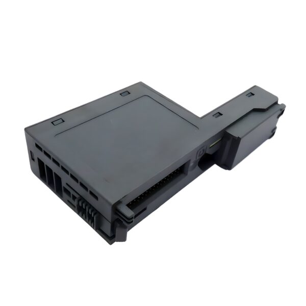 CM592-DP CM582-DP CM574-RS CM597-ETH CM598-CN CM588-CN CM579-PNIO CM589-PNIO CM589-PNIO-4 DC541-CM CM579-ETHCAT CM579-ETHCAT